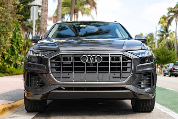 How Do You Choose the Right Luxury Car for the Occasion?