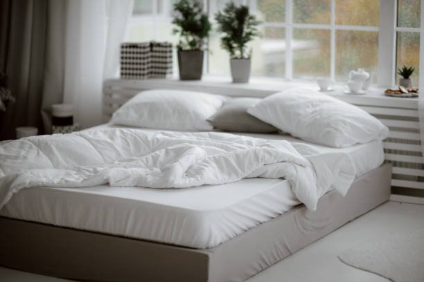 What Bedding Materials Promote Better Sleep at Night?